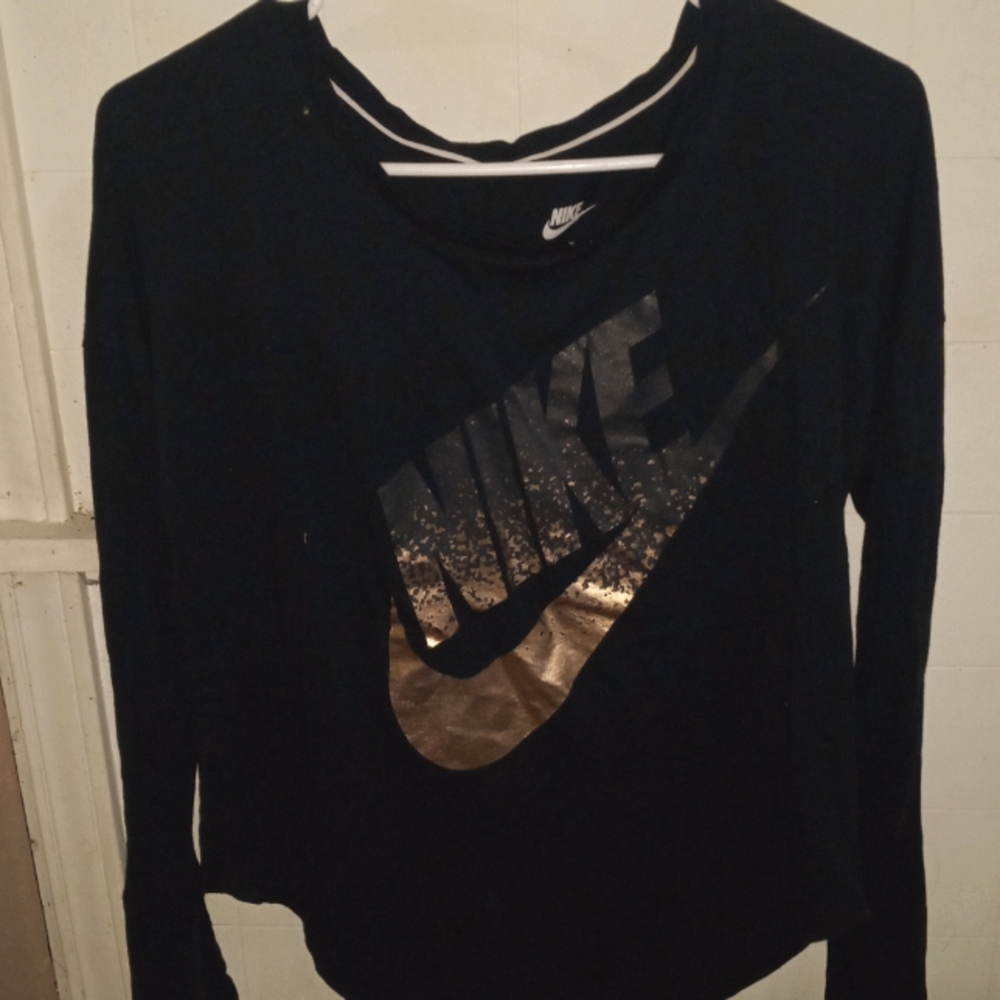 Nike long sleeved shirt